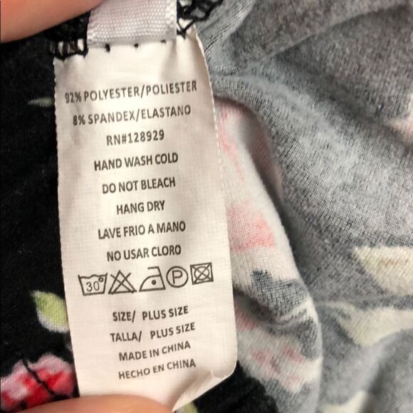 Floral Rose leggings 🌹  - Picture 4 of 4